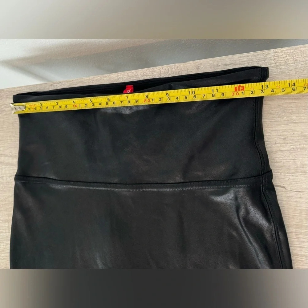 SPANX FAUX LEATHER LEGGINGS Black Ankle Length Size Large Power Waistband - Picture 6 of 10